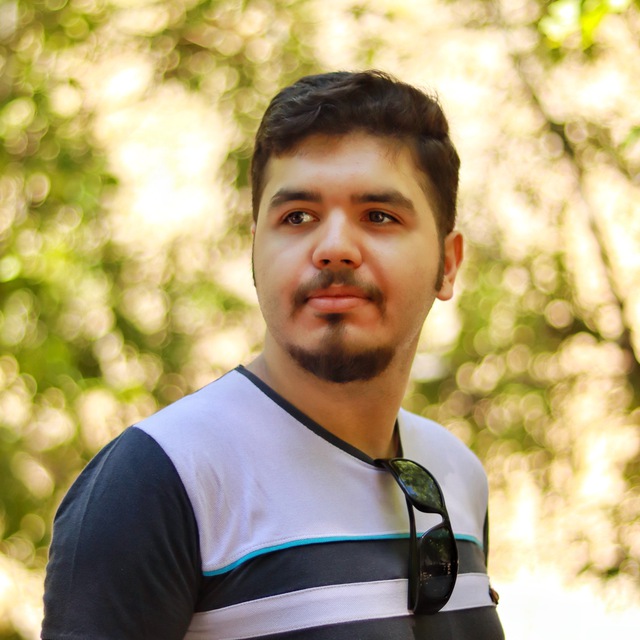 Saam Hosseini